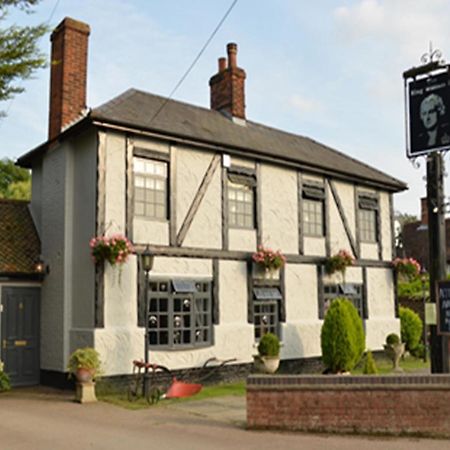 Bed and Breakfast The King William IV Royston Exteriér fotografie