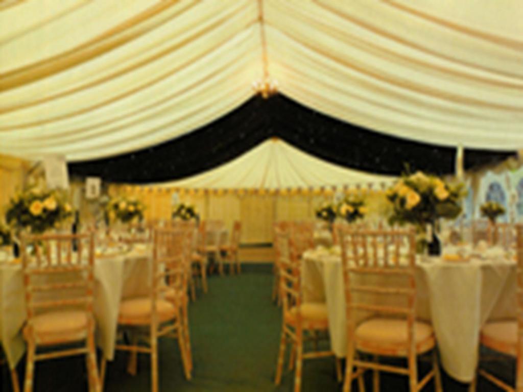 Bed and Breakfast The King William IV Royston Exteriér fotografie